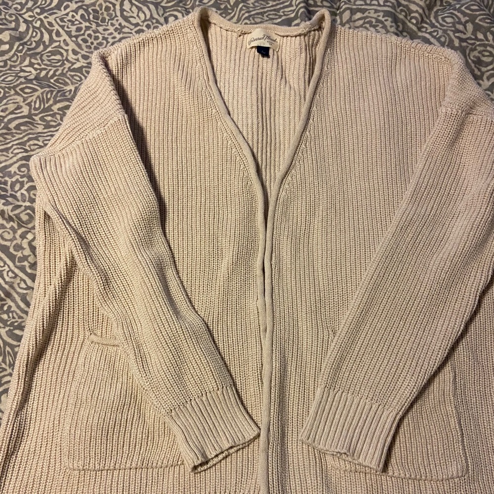 Universal thread cardigan